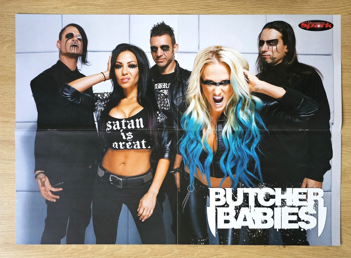 Butcher Babies poster, 40 × 30 cm