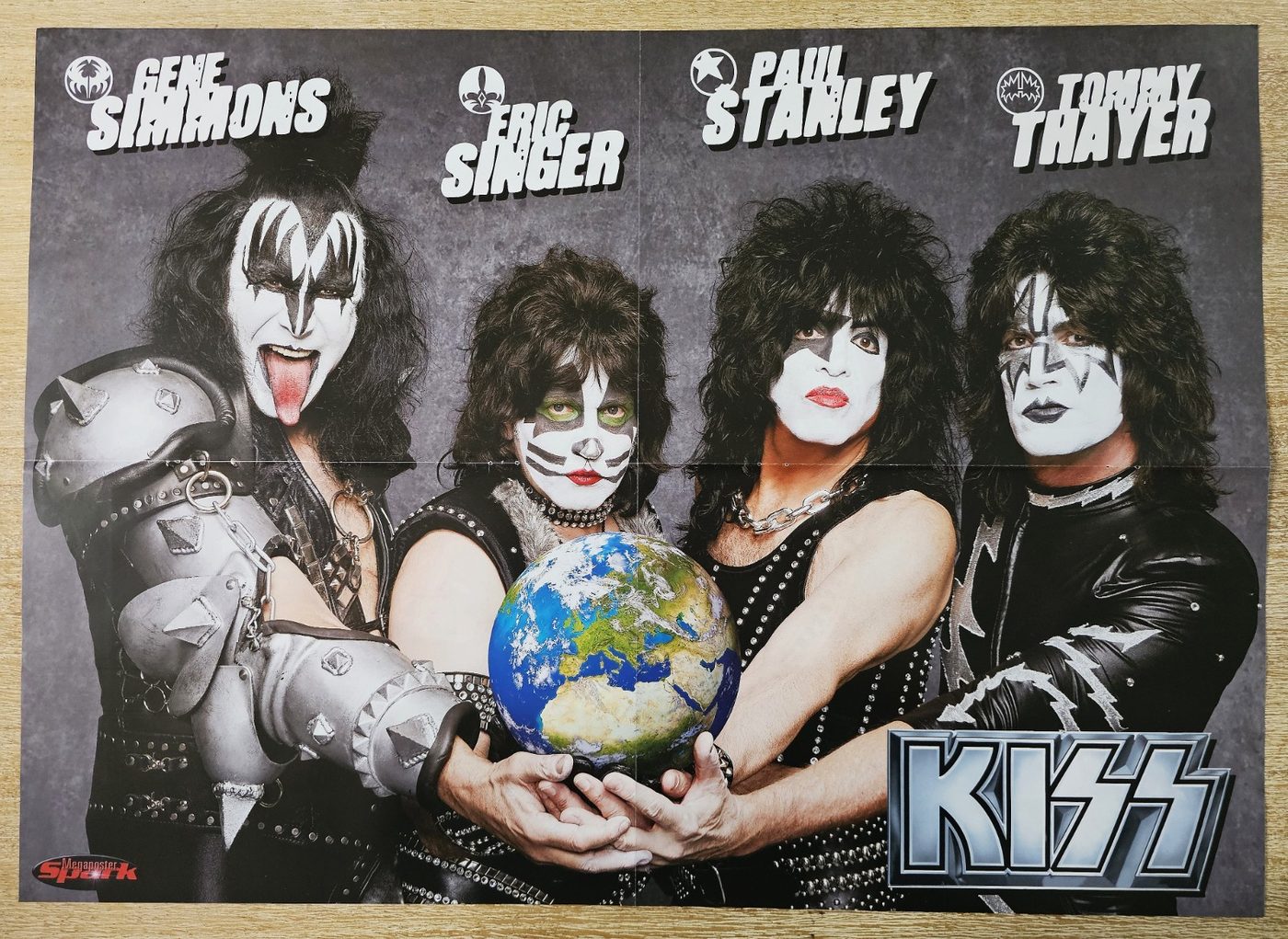 KISS poster, 55 × 40 cm